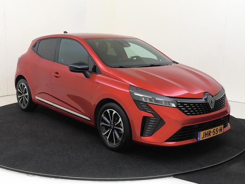 Occasion Renault Clio V Techno 2025 Rood Hatchback