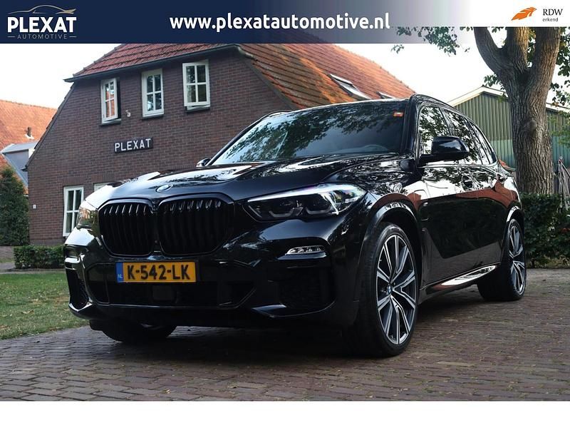 Zwart Gebruikt 2021 BMW X5 Executive SUV | € 59.945 (Goede deal) - Afbeelding 1/4