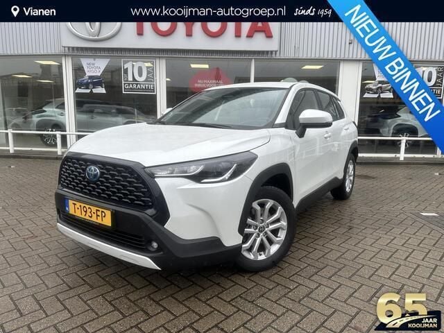 Wit Gebruikt 2023 Toyota Corolla Cross Active SUV | € 32.950 (Goede deal) - Afbeelding 1/4