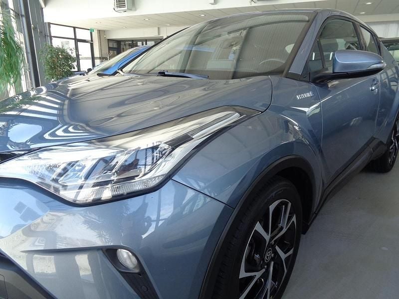 Occasion Toyota C-HR 98 PK (72 kW) 2021 Grijs (metallic) SUV