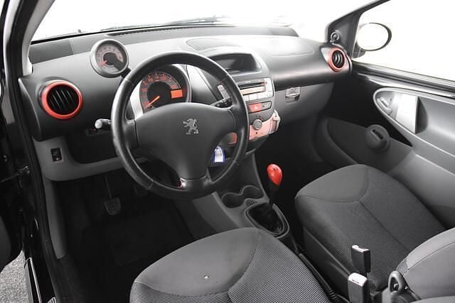 Occasion Peugeot 107 68 PK (50 kW) 2006 Zwart Hatchback