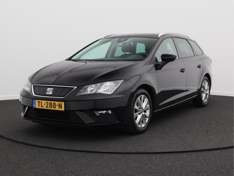 Zwart Gebruikt 2018 Seat Leon Business Stationwagen | € 13.450 (Eerlijke prijs) - Afbeelding 1/4