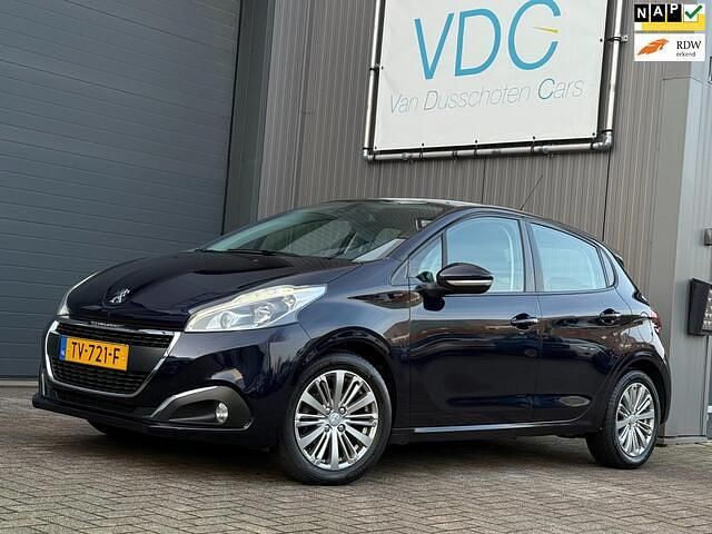 Occasion Peugeot 208 Signature Sky 83 PK (61 kW) 2018 Blauw Hatchback