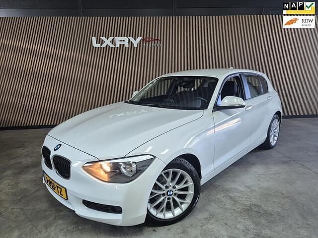 Wit Gebruikt 2014 BMW 114 M Sport Hatchback | € 6.450 (Goede deal) - Afbeelding 1/4