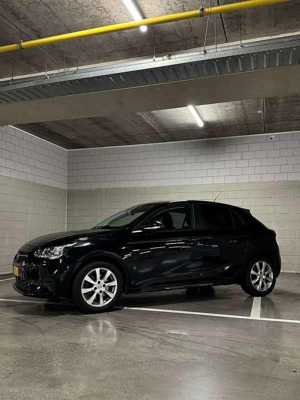 Zwart Occasion 2021 Opel Corsa Edition Hatchback | € 10.500 (Goede deal) - Afbeelding 1/4