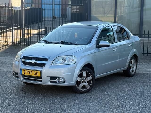 Grijs Gebruikt 2010 Chevrolet Aveo Sedan | € 1.450 (Super prijs) - Afbeelding 1/4