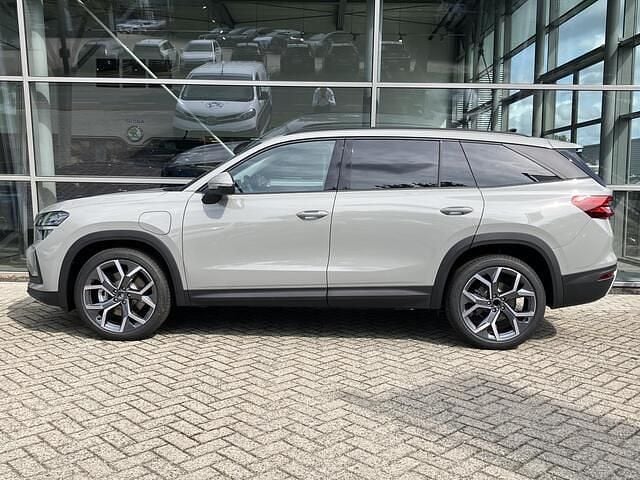 Nieuw Skoda Kodiaq Business Line 204 PK (150 kW) 2025 Grijs SUV