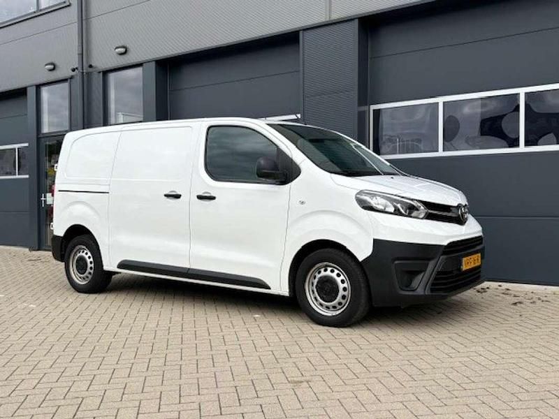 Wit Gebruikt 2022 Toyota Proace Live Van | € 15.950 (Super prijs) - Afbeelding 1/4