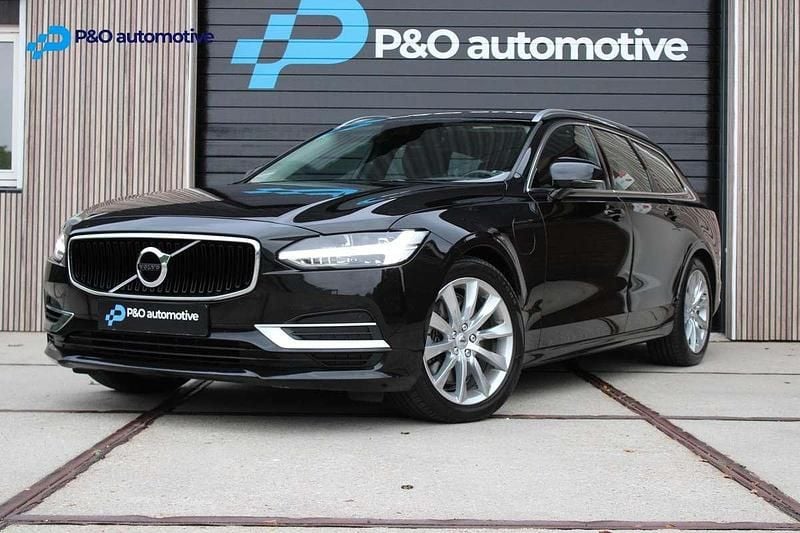 Zwart Gebruikt 2019 Volvo V90 Momentum Stationwagen | € 24.995 (Goede deal) - Afbeelding 1/4