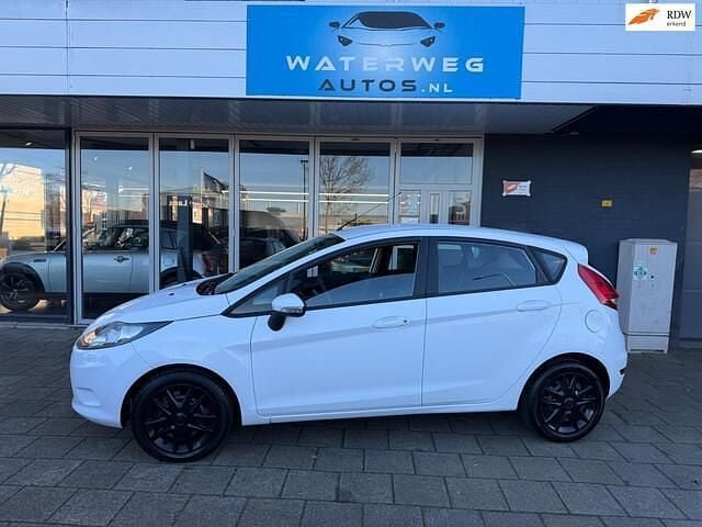 Wit Gebruikt 2011 Ford Fiesta Limited Hatchback | € 2.450 (Super prijs) - Afbeelding 1/4