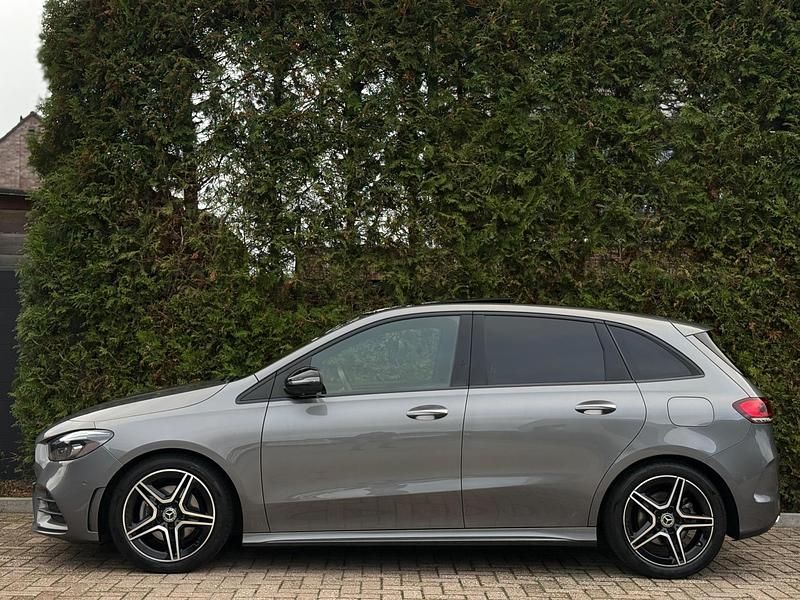 Occasion Mercedes B200 AMG Line Premium Plus 163 PK (119 kW) 2019 Grijs MPV