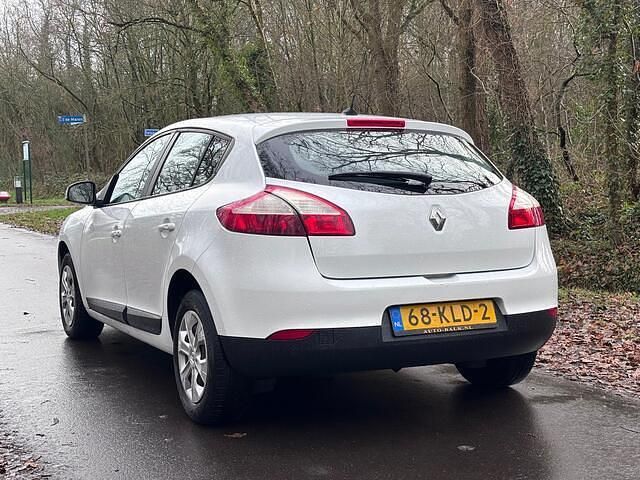 Occasion Renault Mégane III Expression 131 PK (96 kW) 2010 Wit Hatchback