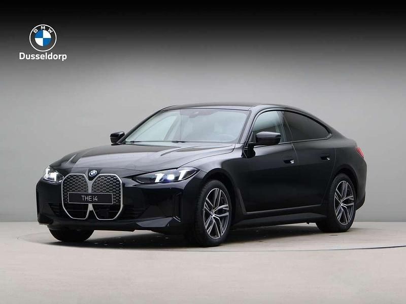 Zwart Nieuw 2025 BMW i4 Shadowline Sedan | € 59.357 - Afbeelding 1/4
