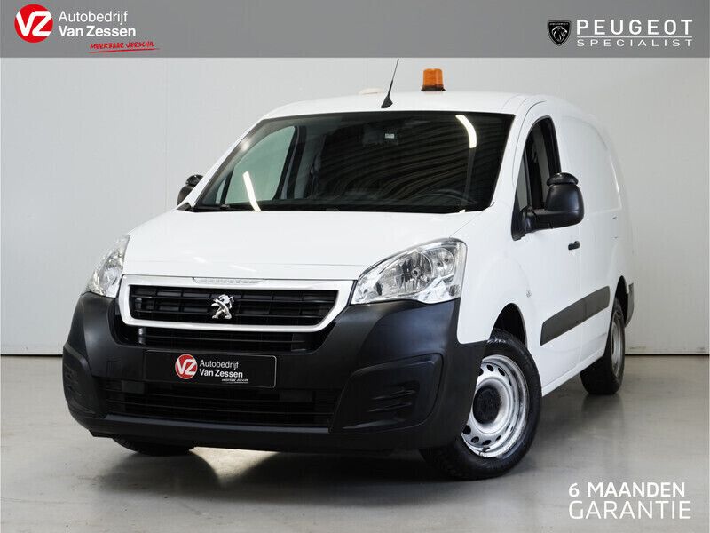 Wit Gebruikt 2017 Peugeot Partner S MPV | € 7.450 (Eerlijke prijs) - Afbeelding 1/4