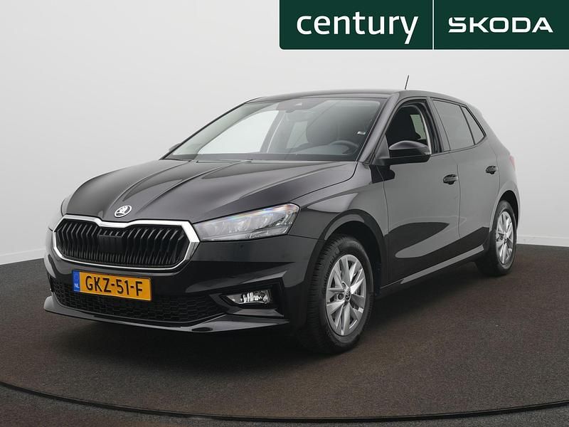 Zwart Occasion 2024 Skoda Fabia Business Line Hatchback | € 18.900 (Goede deal) - Afbeelding 1/4