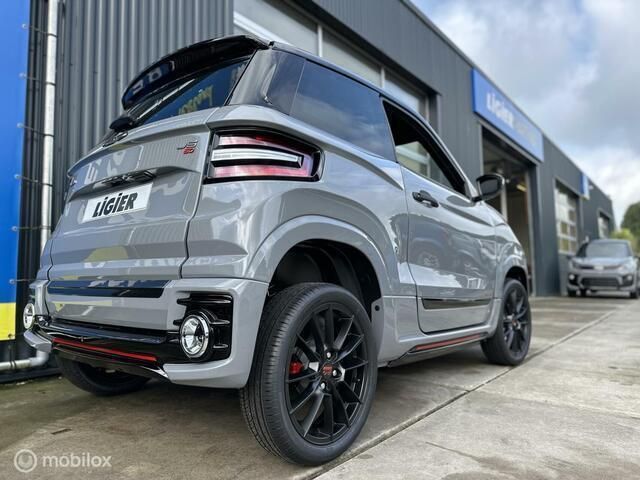 Occasion Ligier JS60 2024 Blauw Hatchback