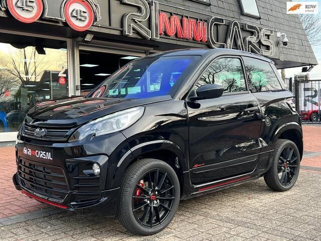 Occasion Ligier JS60 2024 Zwart Hatchback