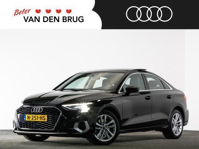 Zwart Gebruikt 2021 Audi A3 Sedan | € 23.900 (Goede deal) - Afbeelding 1/4