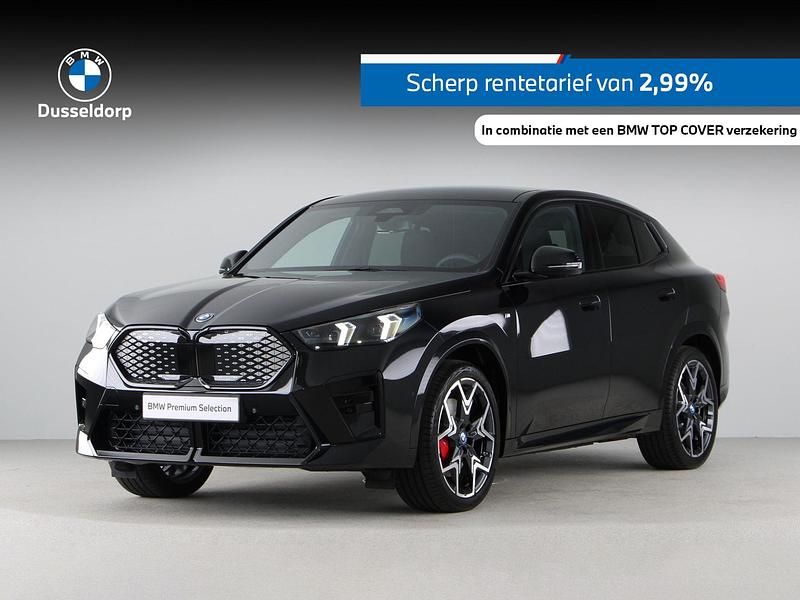 Zwart Occasion 2025 BMW iX2 M Sport SUV | € 48.450 (Iets duurder) - Afbeelding 1/4