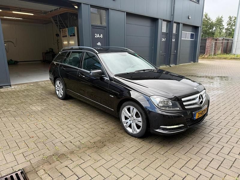 Zwart Gebruikt 2011 Mercedes C180 Avantgarde Stationwagen | € 7.950 (Duur) - Afbeelding 1/4