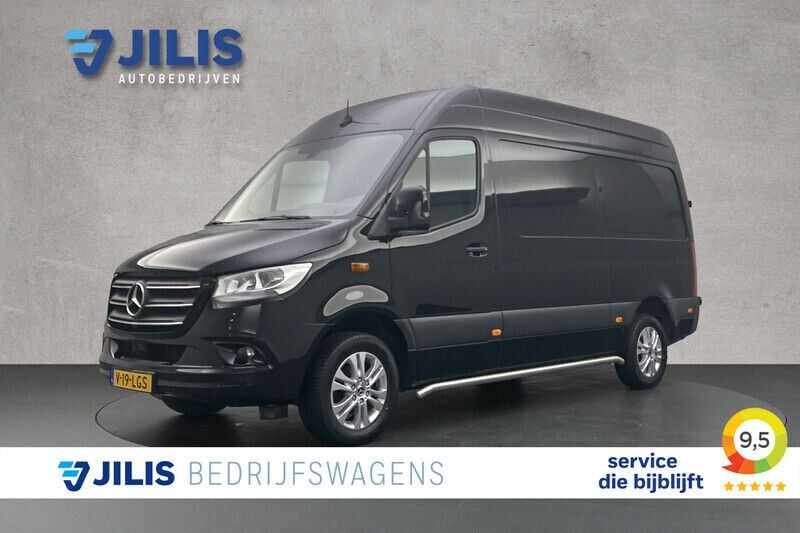 Zwart Gebruikt 2023 Mercedes Sprinter Van | € 35.950 (Goede deal) - Afbeelding 1/3