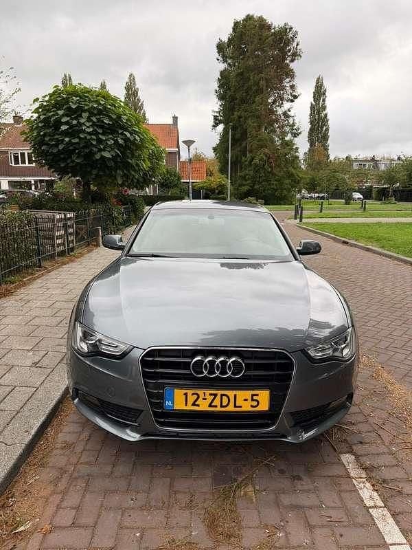 Grijs Occasion 2012 Audi A5 Proline Hatchback | € 9.000 (Eerlijke prijs) - Afbeelding 1/4