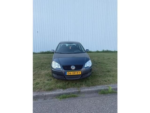 Blauw Gebruikt 2007 VW Polo Hatchback | € 1.195 (Super prijs) - Afbeelding 1/4