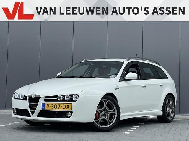 Wit, metallic lak Gebruikt 2009 Alfa Romeo 159 Progression Stationwagen | € 1.748 (Super prijs) - Afbeelding 1/4