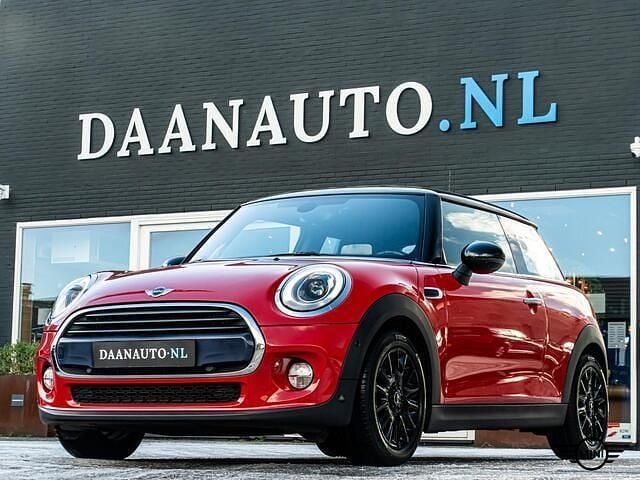 Rood Gebruikt 2017 Mini John Cooper Works Hatchback | € 16.950 (Super prijs) - Afbeelding 1/4