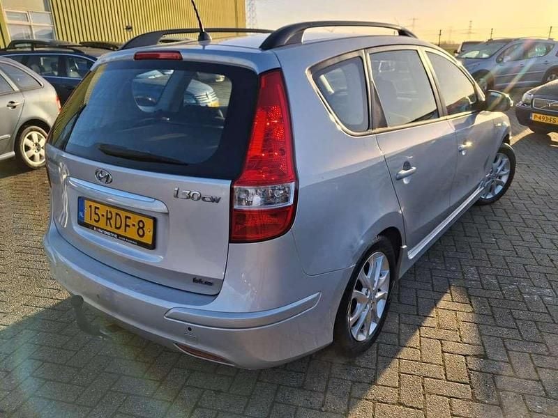 Occasion Hyundai i30 127 PK (93 kW) 2011 Grijs (metallic) Stationwagen