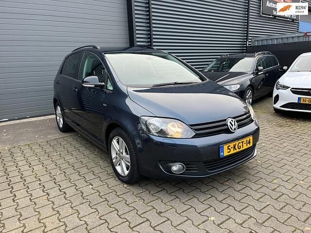 Blauw (metallic) Gebruikt 2012 VW Golf Plus Trendline MPV | € 5.995 (Eerlijke prijs) - Afbeelding 1/4