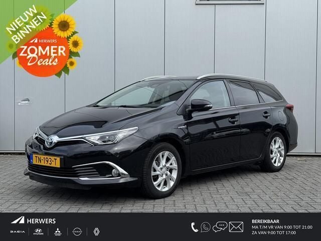 Zwart Gebruikt 2018 Toyota Auris Touring Sports Executive Stationwagen | € 17.945 (Eerlijke prijs) - Afbeelding 1/4