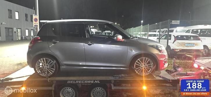 Grijs Gebruikt 2017 Suzuki Swift Sport | € 11.450 (Super prijs) - Afbeelding 1/1