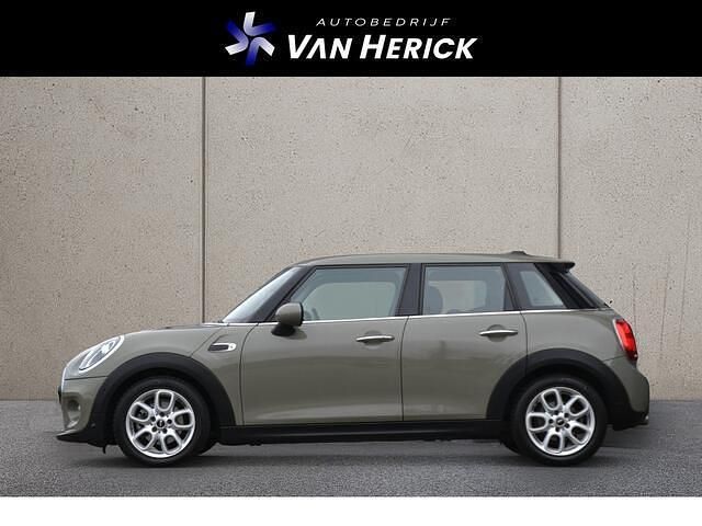 Occasion Mini Cooper Pepper 136 PK (100 kW) 2019 Grijs (metallic) Hatchback