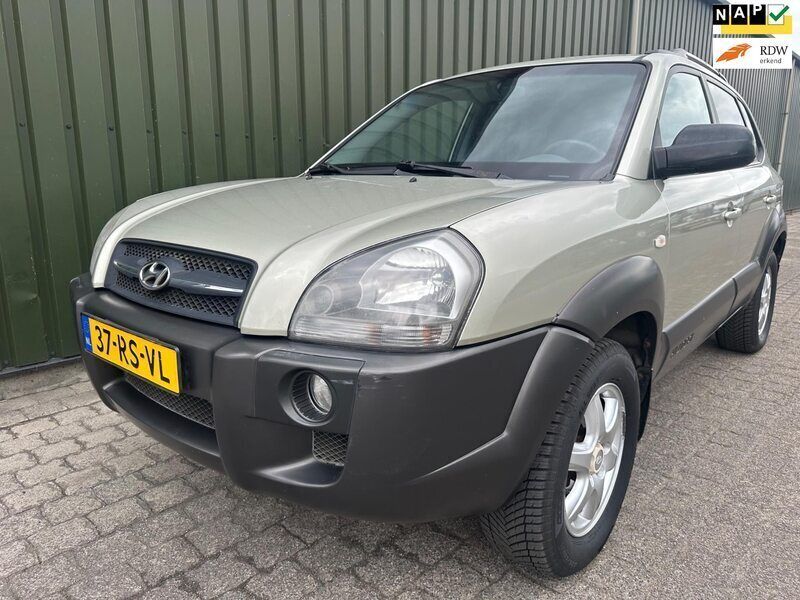 Grijs Gebruikt 2005 Hyundai Tucson Dynamiq SUV | € 3.199 (Eerlijke prijs) - Afbeelding 1/4