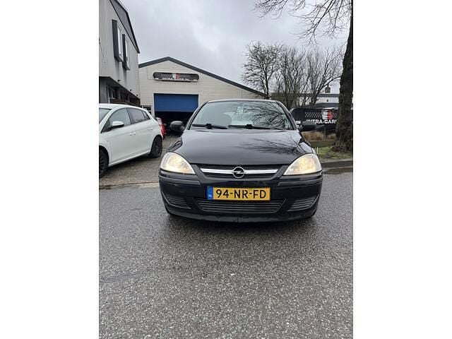 Occasion Opel Corsa Essentia 60 PK (44 kW) 2004 Zwart Hatchback