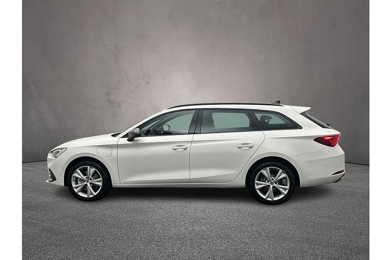 Nieuw Seat Leon Business 204 PK (150 kW) 2025 Candy white Stationwagen