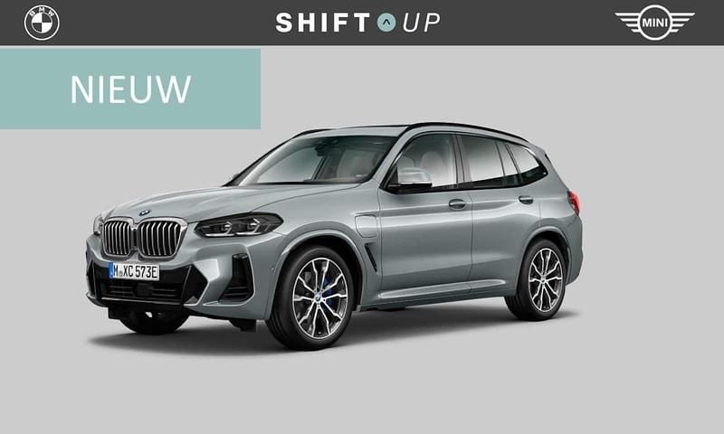 Grijs Occasion 2023 BMW X3 M Sport SUV | € 51.940 (Iets duurder) - Afbeelding 1/3