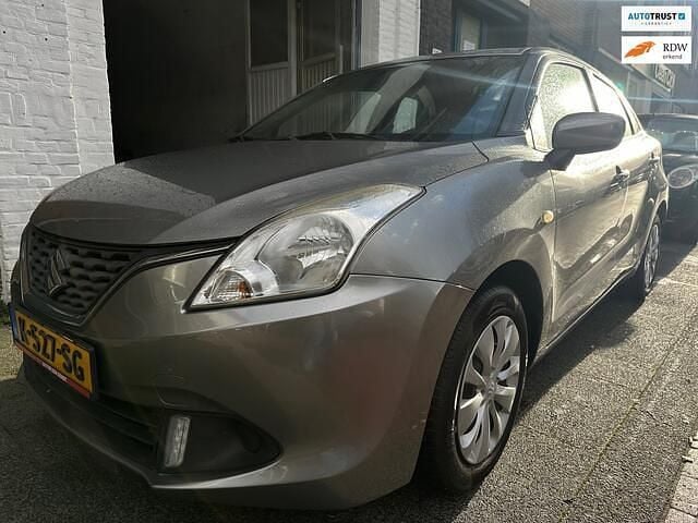 Bruin Gebruikt 2017 Suzuki Baleno Hatchback | € 6.450 (Super prijs) - Afbeelding 1/4