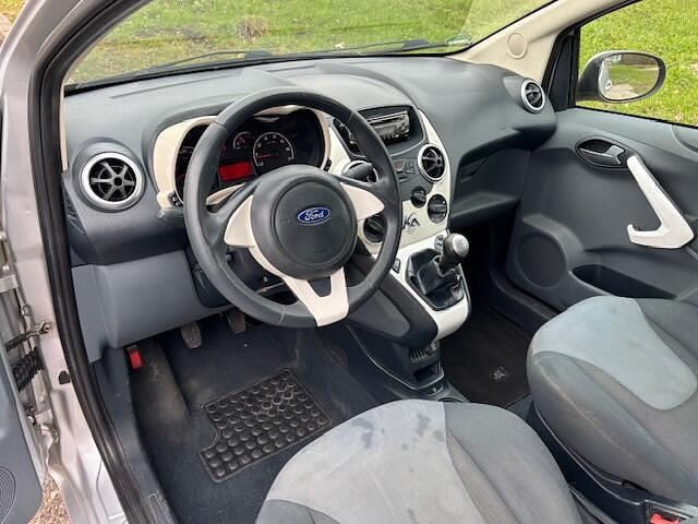 Occasion Ford Ka Titanium 69 PK (50 kW) 2009 Grijs Hatchback