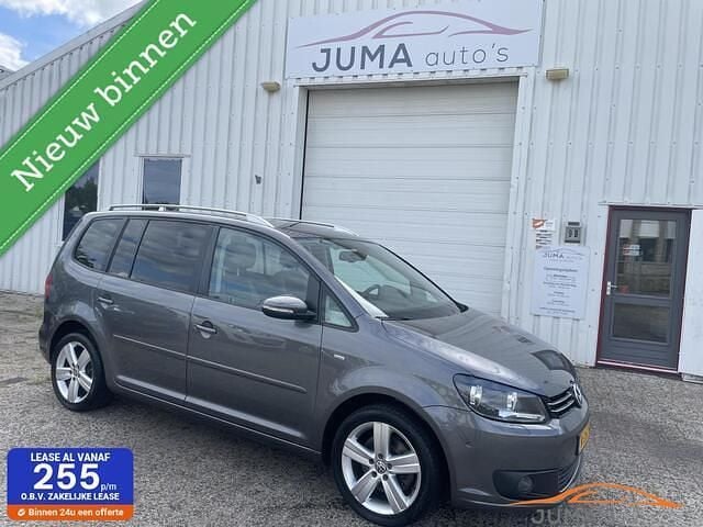Grijs Gebruikt 2014 VW Touran Highline MPV | € 13.750 (Iets duurder) - Afbeelding 1/4
