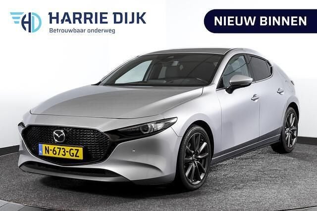 Grijs Gebruikt 2019 Mazda 3 Comfort Hatchback | € 20.995 (Goede deal) - Afbeelding 1/4