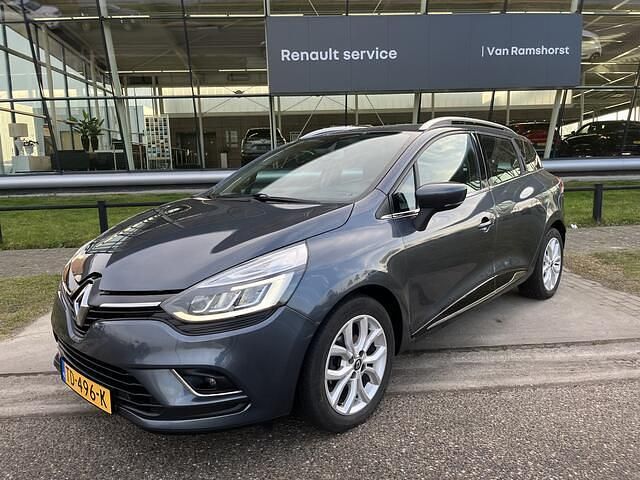 Grijs (metallic) Occasion 2018 Renault Clio GrandTour Intens Stationwagen | € 8.950 (Eerlijke prijs) - Afbeelding 1/4