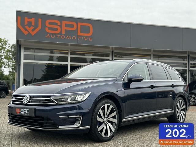 Blauw Gebruikt 2015 VW Passat Highline Stationwagen | € 12.450 (Eerlijke prijs) - Afbeelding 1/4