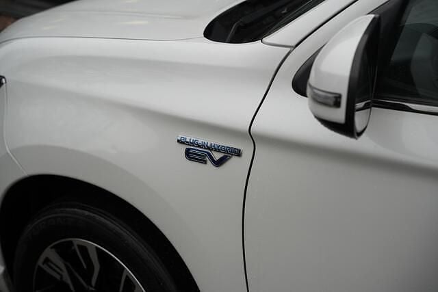 Occasion Mitsubishi Outlander 121 PK (88 kW) 2016 Wit SUV