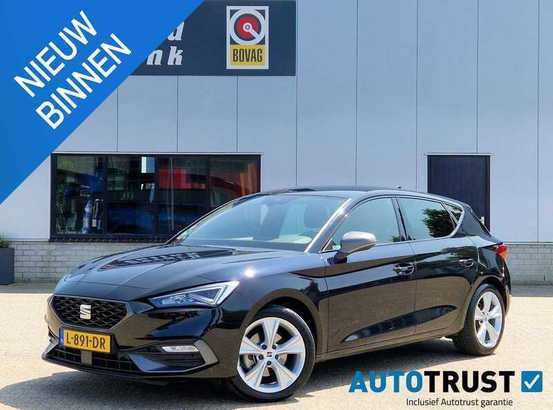 Zwart Gebruikt 2021 Seat Leon FR Hatchback | € 21.800 (Eerlijke prijs) - Afbeelding 1/4