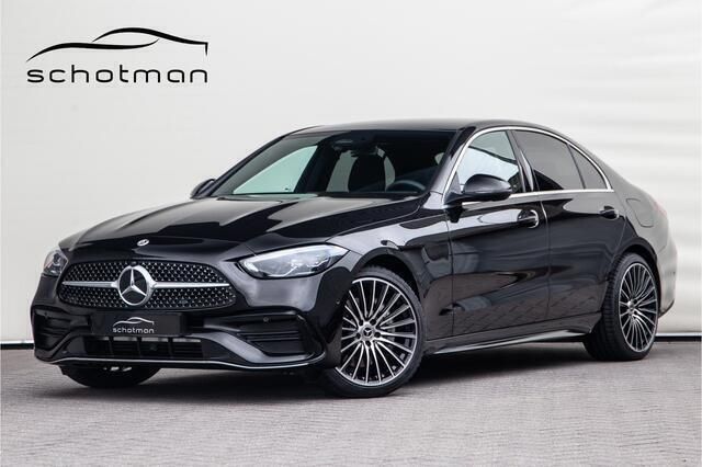 Zwart Gebruikt 2024 Mercedes C300 AMG line Sedan | € 52.500 (Goede deal) - Afbeelding 1/4
