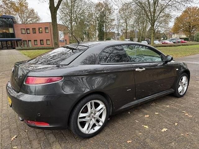 Occasion Alfa Romeo GT Distinctive 166 PK (122 kW) 2005 Zwart Coupé
