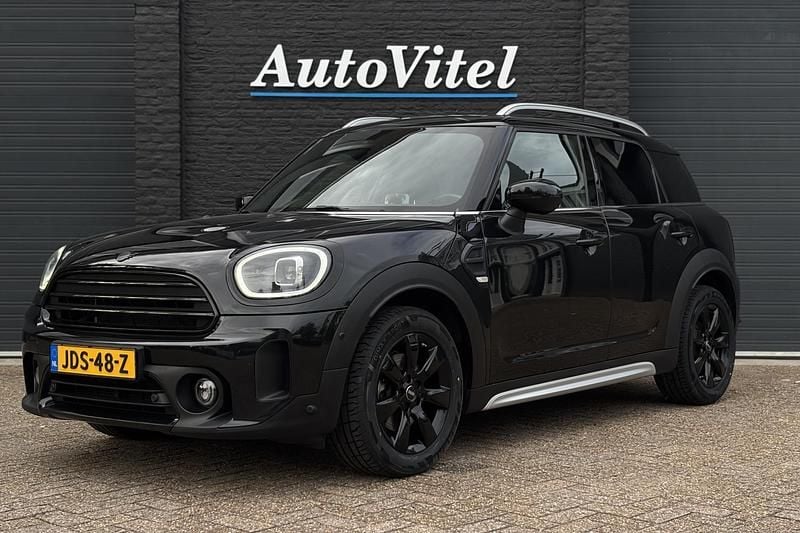 Zwart Gebruikt 2023 Mini Cooper Countryman Classic SUV | € 33.945 (Eerlijke prijs) - Afbeelding 1/4
