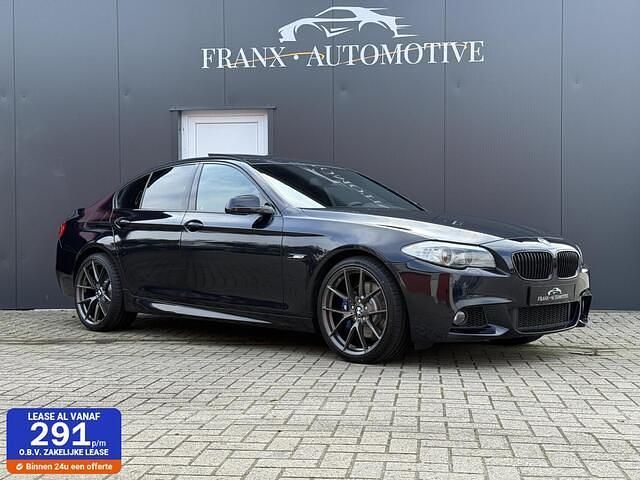 Zwart Gebruikt 2013 BMW 528 Shadowline Sedan | € 17.495 (Eerlijke prijs) - Afbeelding 1/4